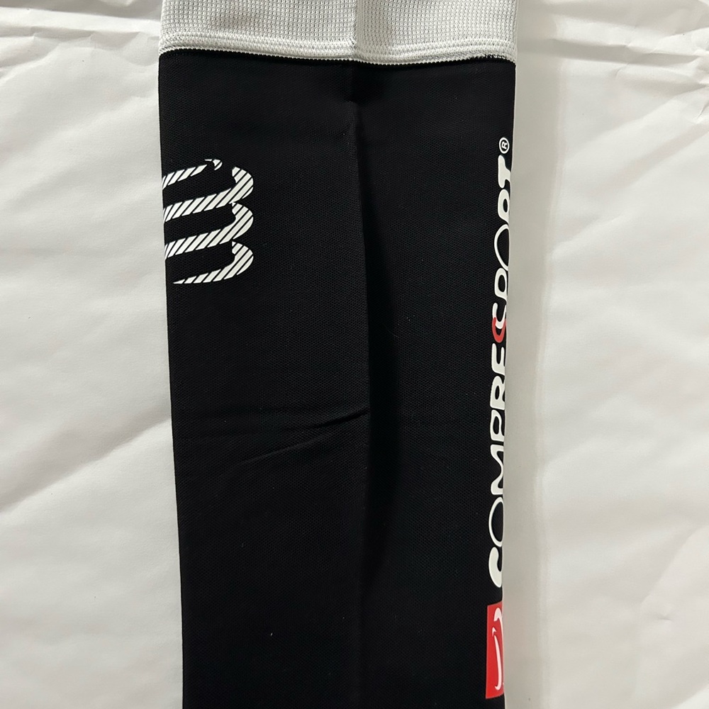 CompresSport Socks R2 Compressor Technology Calf Sleeves Support Protection - Picture 7 of 11